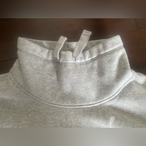 Puma sweatshirt size large - Picture 4 of 8